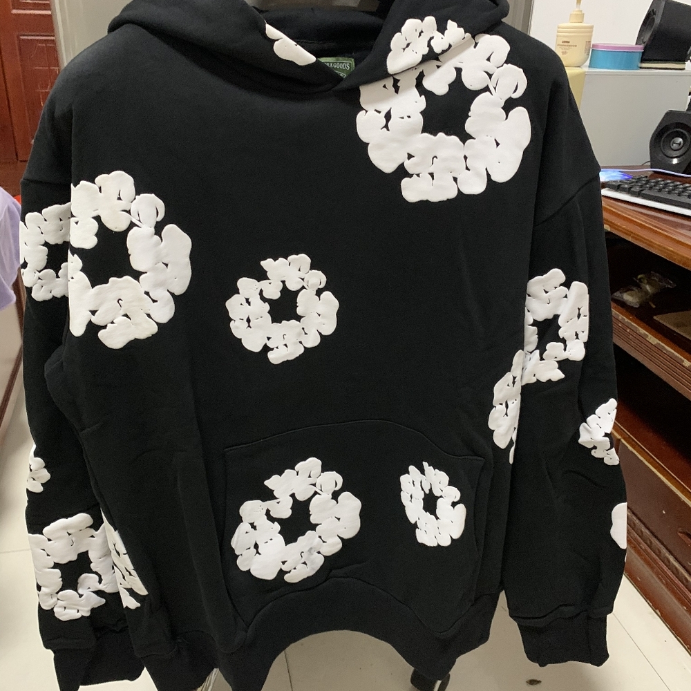 Denim tears black cropped hoodie